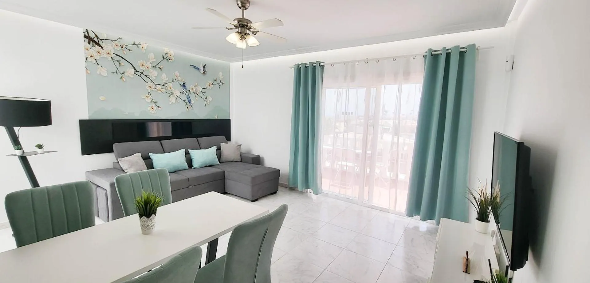 Apartment The Palms Poolview Balcony Suite San Miguel de Abona Spain
